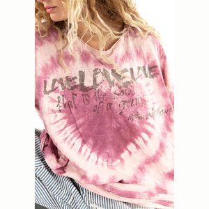 Magnolia Pearl Love Love Love T-shirt in Lovebeam, OSFM